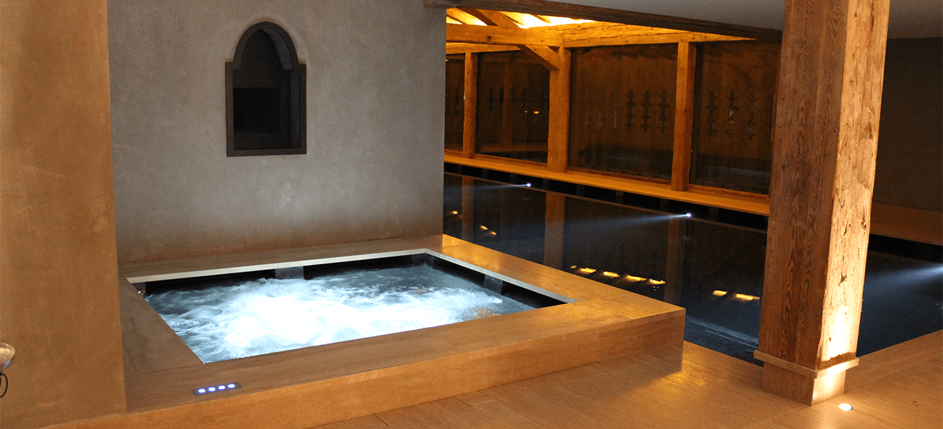 Piscine avec spa intégré — PoolConcept